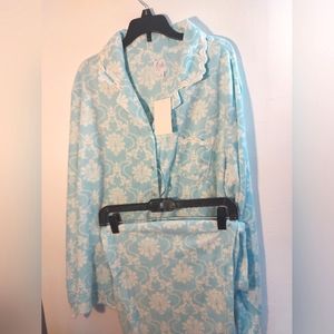 XL womens notch NWT pj's